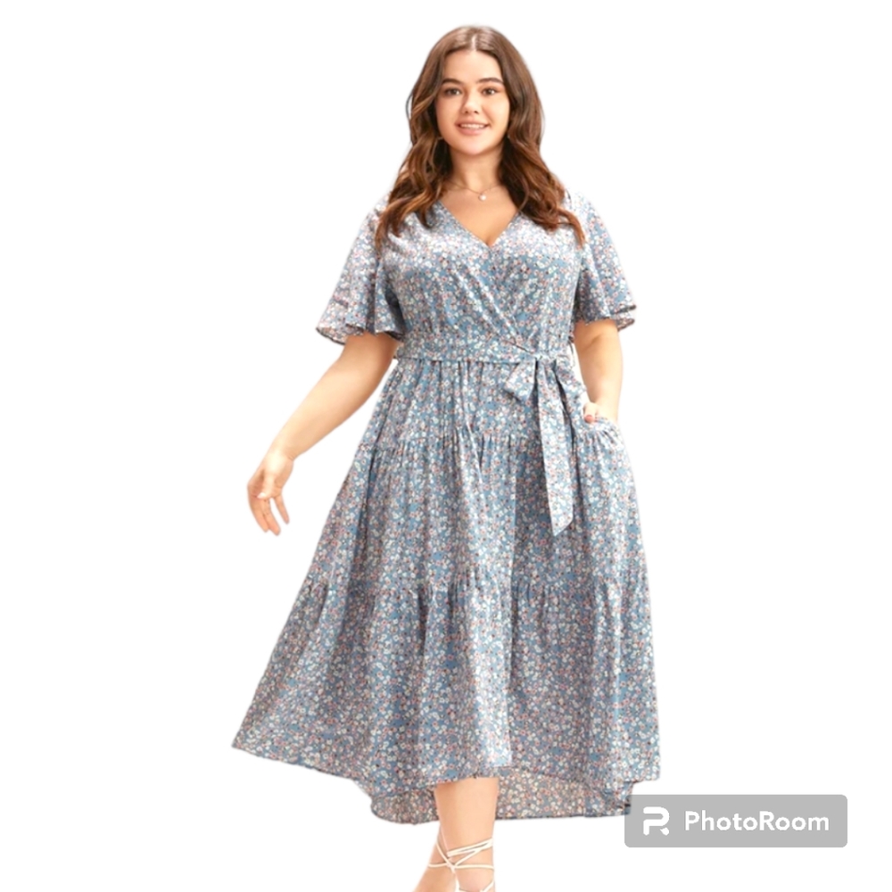 🛑Ditsy Floral Surplice Neck Pocket Belted Flutter Hem Dress